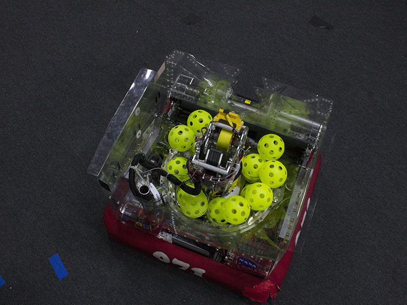 Robot full of balls