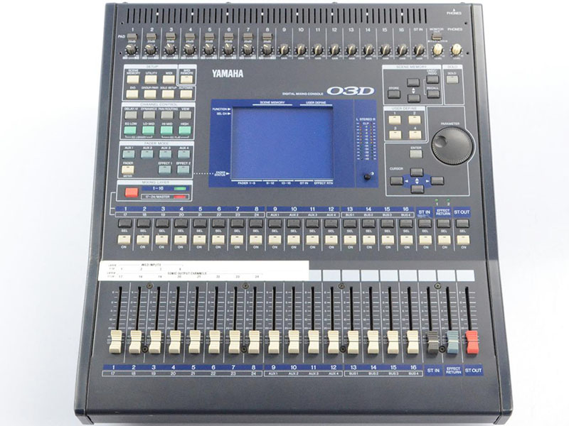 Yamaha 03D Mixer