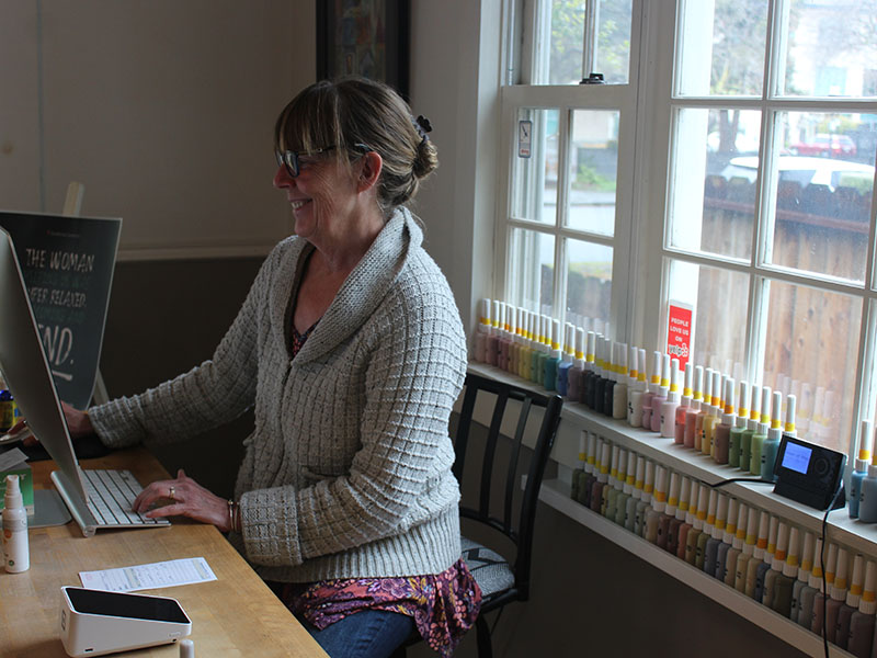 A photo of Lisa working