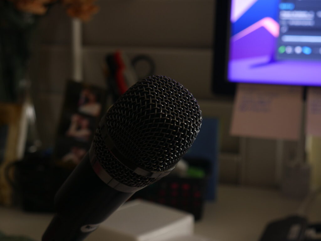 Microphone