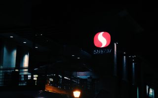 The Spot, Safeway